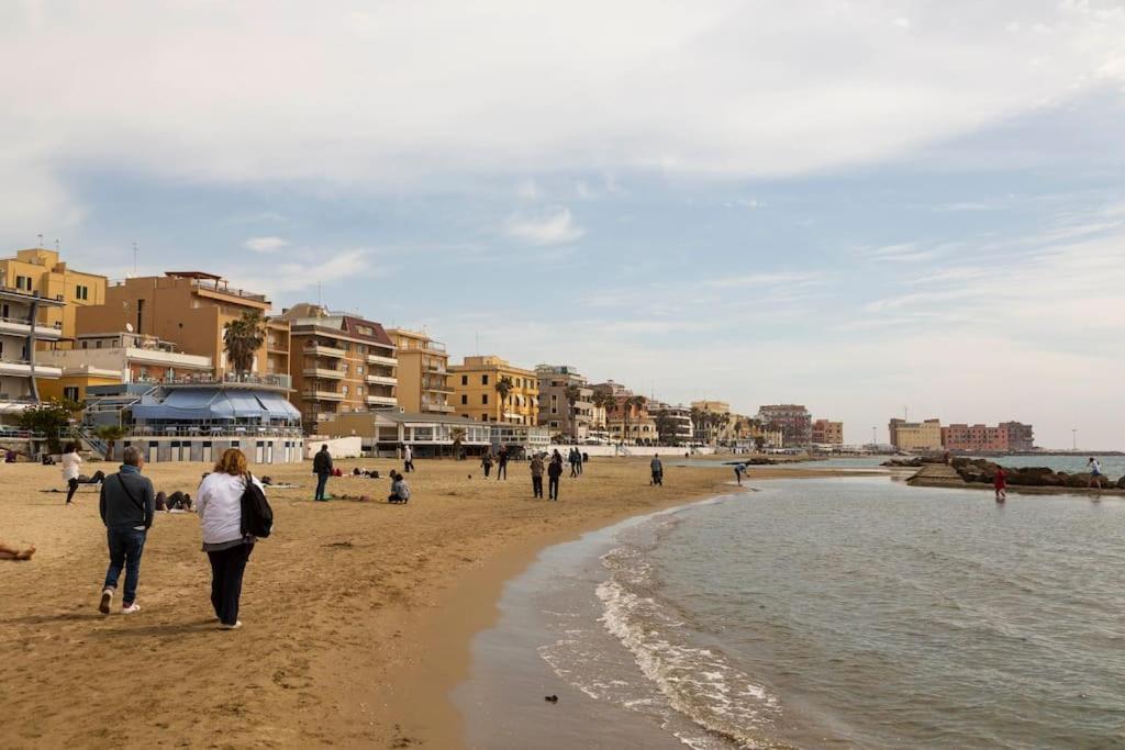 Alloggio Turistico Flavia Anzio Esterno foto